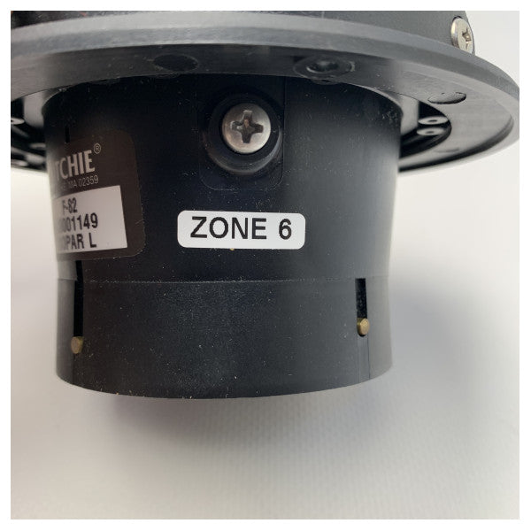 Ritchie F-82 Voyager течен компас за вграждане черен