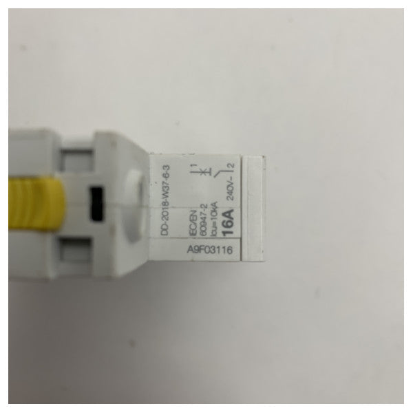 Schneider Electric A9F03116 16A 240V морський клас автоматичний вимикач