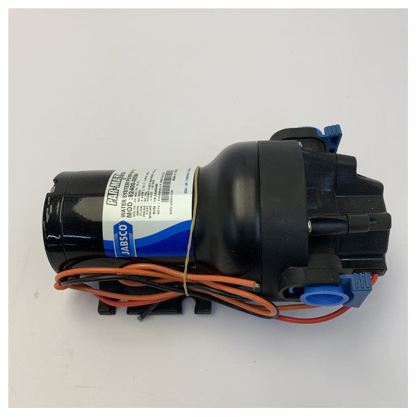 Pompe à eau douce Jabsco 82400-0094 Par-Max 4.0 PLUS 24V 60PSI - 15 lpm