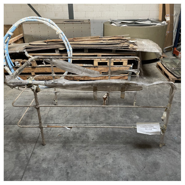 Ferretti Yachtsin ruostumattomasta teräksestä valmistettu merikahva Flybridgea varten - 224887