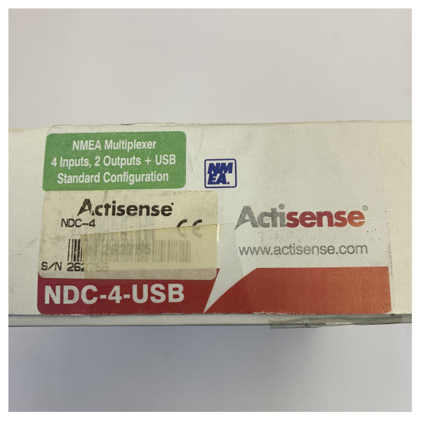 Actisense NDC-4-USB NMEA 0183-multiplexer med integrerad USB-kabel