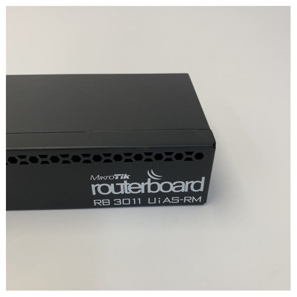 MikroTik RB3011UiAS-RM RouterBoard 10x Gigabit-Ports 1U-Rackmount-Router