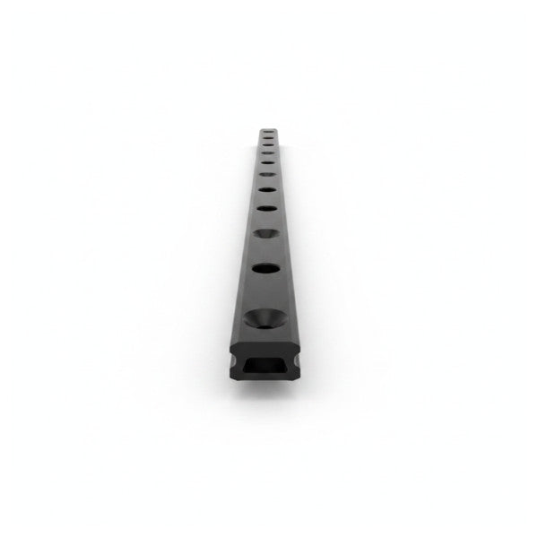 Lewmar Size 0 wstępnie nawiercona aluminiowa szyna tłoka - 2,506 m - 29160425BK