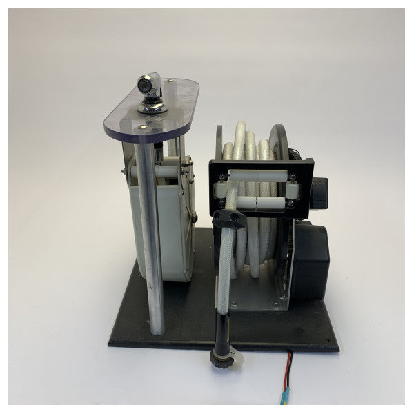 Sistema eléctrico de enrollador de manguera marino Glendinning Hosemaster LW 24V de 22,5 m