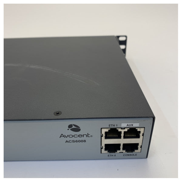 Avocent ACS6008 8-port Advanced Console Server KVM over IP-switch - Brugt