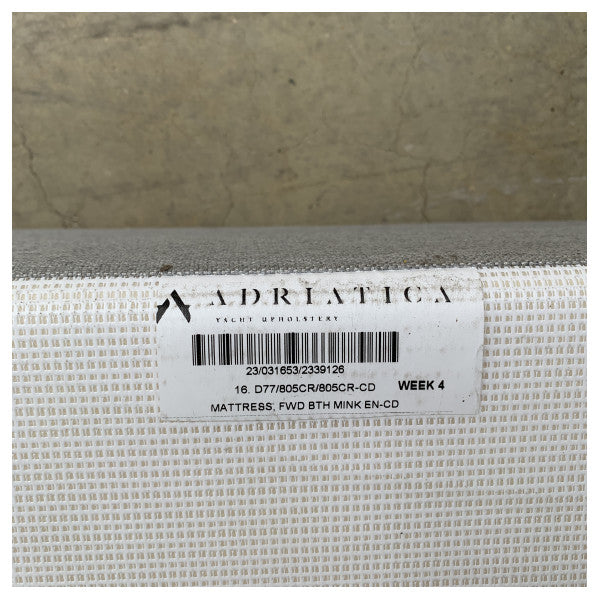 Quicksilver 805 Cruiser og Uttern D77 Forhåndskabinpute