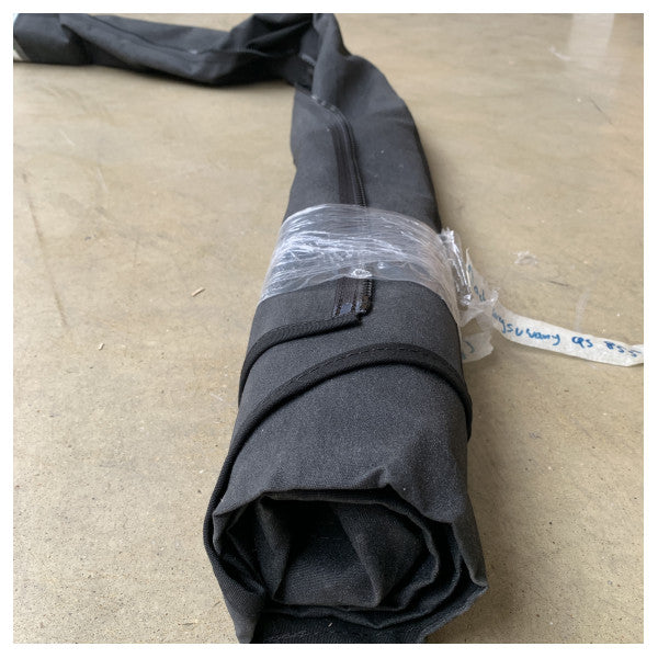 غطاء شمسية بحري أسود فاخر من كويك سيلفر 855