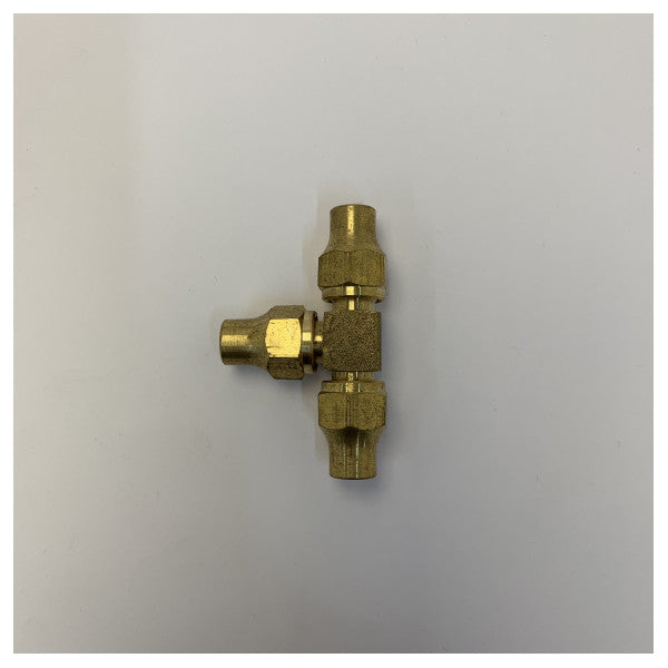 Messing flare T-kobling 5/16inch T-KOS 19c for marint HVAC og rørlegging - 03-2352