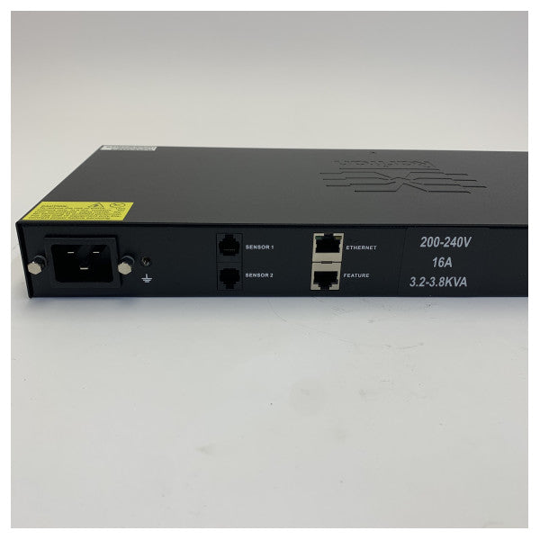 Raritan PX2-2190R PDU com medição e comutação 1PH 16A 230V 8x tomadas C13