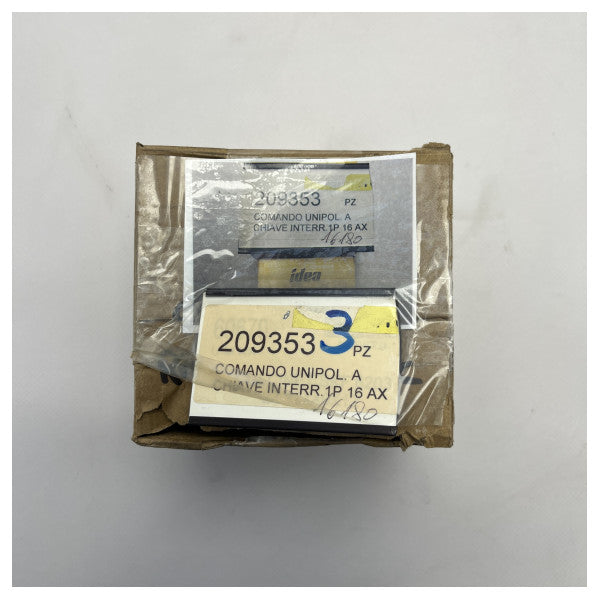 Vimar Key Switch 16A 250V for Marine Electrical Systems � Durable Weatherproof Panel Mounted Command Switch