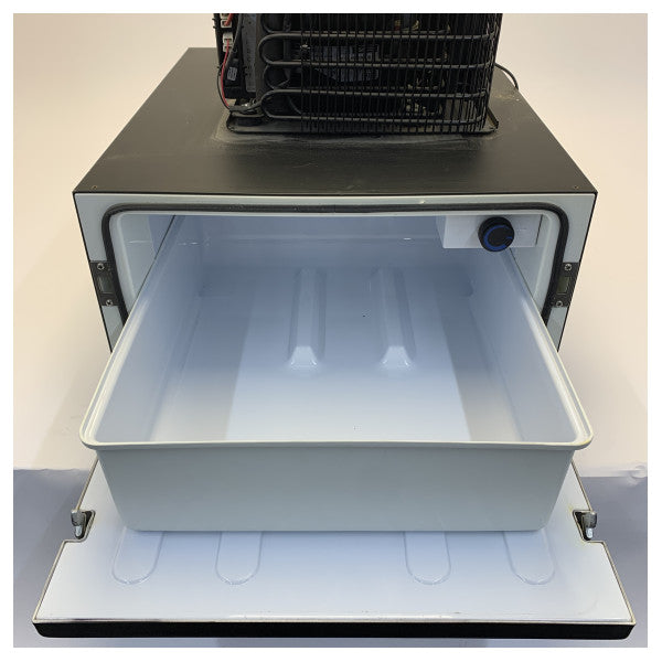 Isotherm CR36 vetolaatikkoinen jääkaappiyksikkö musta 12/24V