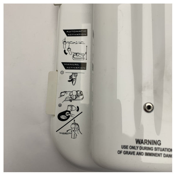 フロートフリーコンテナ KANNAD 406 PRO �� 信頼性の高い海上緊急安全装置