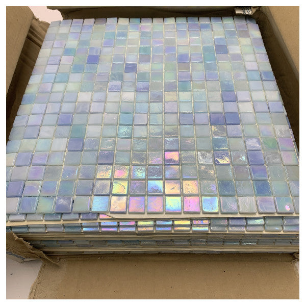 Υψηλής ποιότητας ιριδίζοντα γυάλινα ψηφιδωτά πλακίδια για ανθεκτικές θαλάσσιες και ναυτικές εφαρμογές - IRIS 1