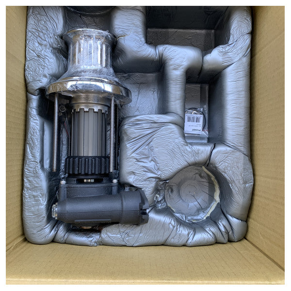 Maxwell stainless steel 100TDC capstan deck unit with gearbox - P102788