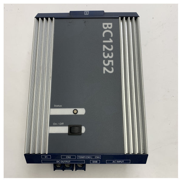 شاحن بطارية آلي بجهد 12 فولت - 35 أمبير مع مخرجين Vetus BC12352