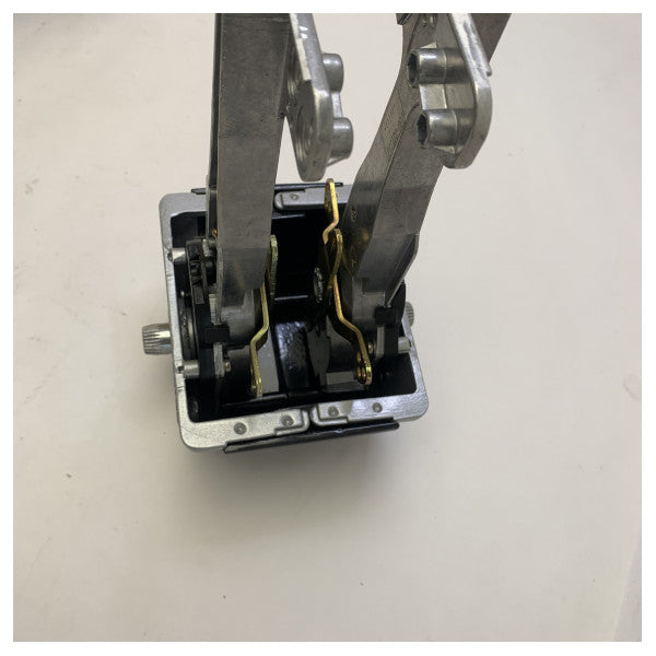 رافعة تحكم بمحرك بحري مزدوجة من فيتوس RCTOPTBG