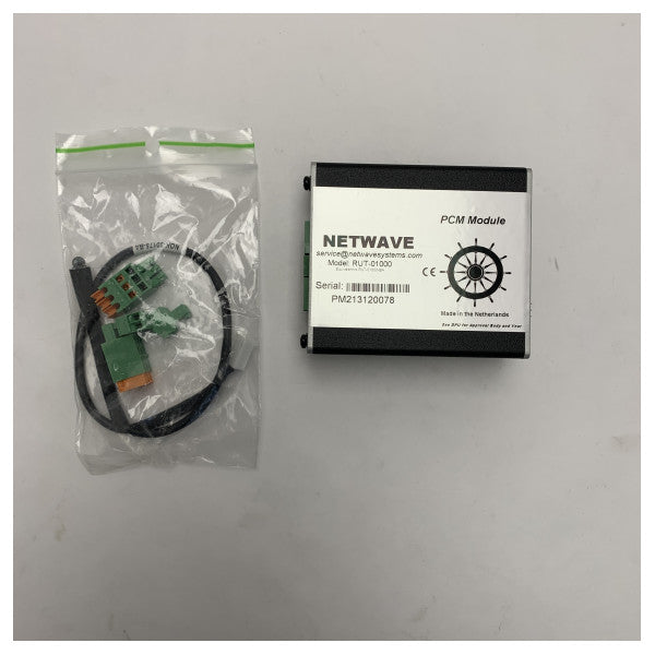 Moduł sterowania zasilaniem Rutter VDR do niezawodnego zarządzania zasilaniem rejestratora danych na statku - RUT-01000-AA