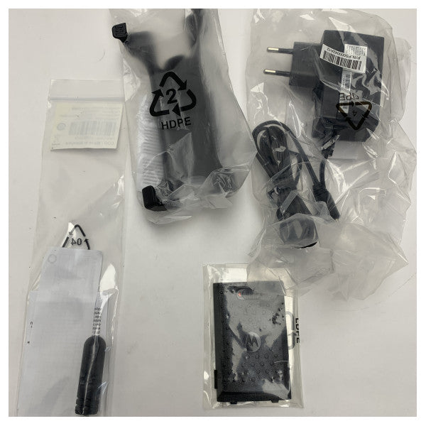 Motorola SL2600 UHF Dvosmjerni Digitalni Radio - MDH88YCD9SA2AN