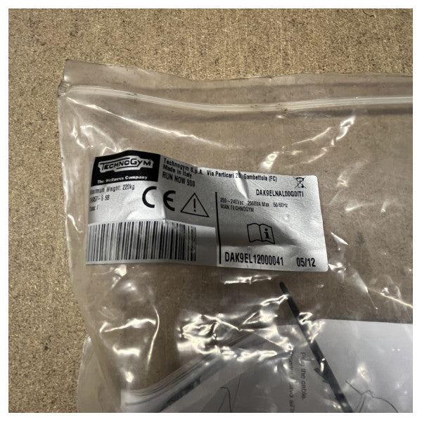 Невикористана бігова доріжка Technogym Run Now 900 сіра LED