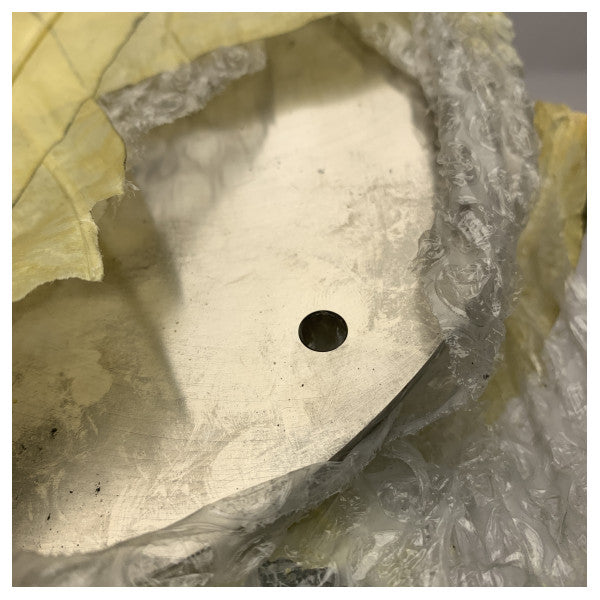 Ferretti F550 cockpitbordsunderrede i rostfritt stål 680 x 130 mm - 358744