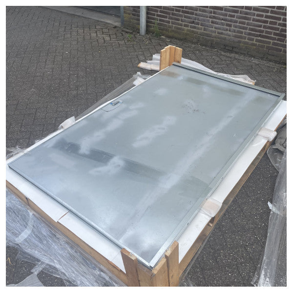 ステンレススチール電動ブラインドスライドドア 24V H2150 x W1270 mm