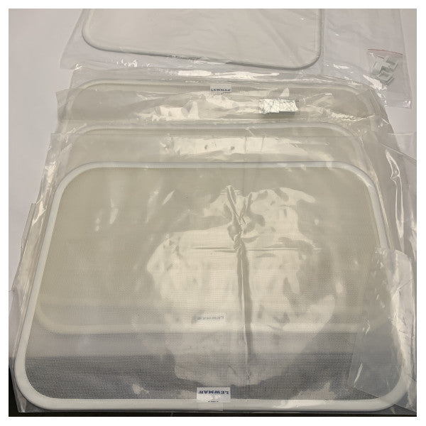 Lewmar 367630252 boy 30 beyaz kapak trim kiti