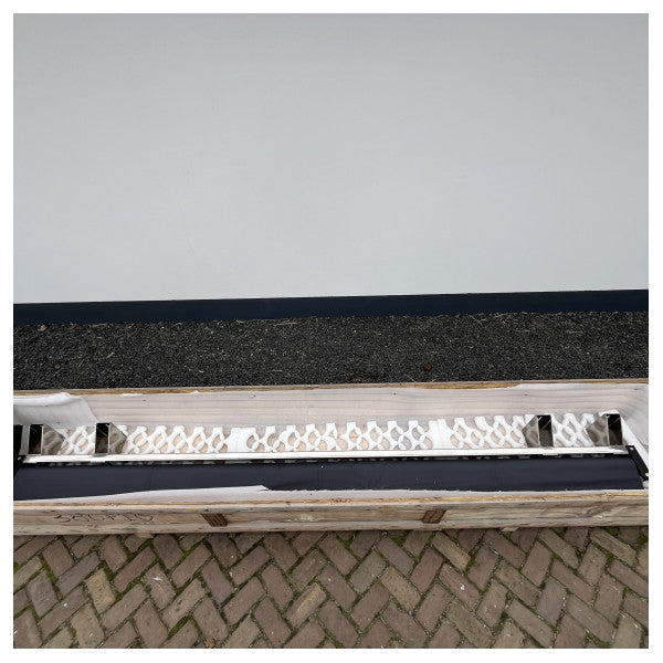 Ανοξείδωτη πτυσσόμενη τέντα με πόλους 3600 x 2700 mm μαύρο 24V