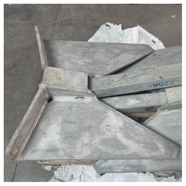 Sanguineti HHP Pool ankra 225 KG galvanizzata ċertifikata RINA