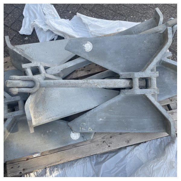 サンギネティ プール・アンカー 70 KG 亜鉛メッキ RINA認証品