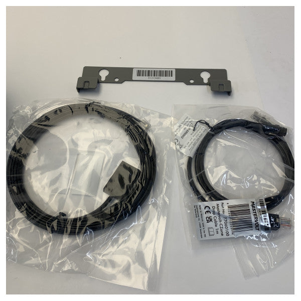 マスターボルトチャージマスター プラス 24V/80A 2出力バッテリーチャージャー Czone - 44320805