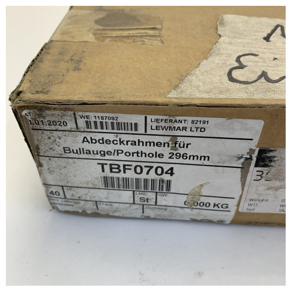 Zacisk wykończeniowy okna okrągłego Lewmar ze stali nierdzewnej 296 mm - 361523999