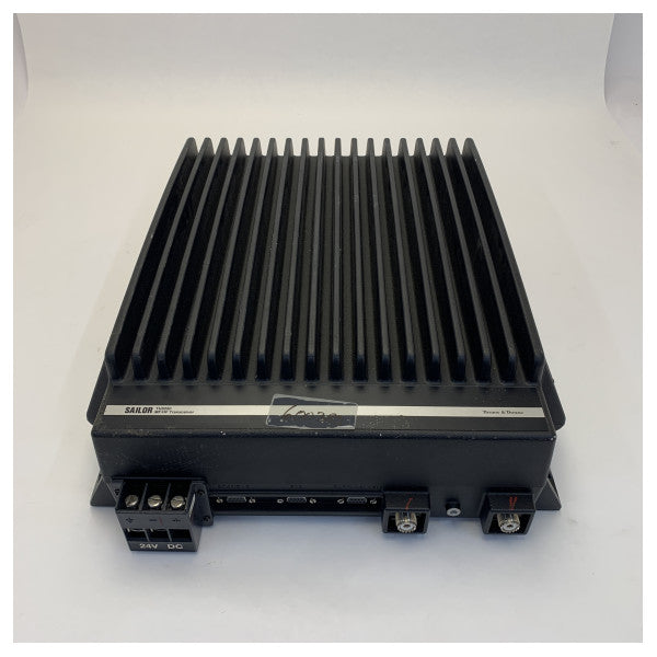 Sailor TU5250 Sarja 5000 MF/HF Merivastaanotin 250W