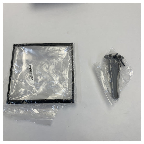 Simrad IS42 NMEA2000 multifunktionell NMEA2000-display - 000-13286-001