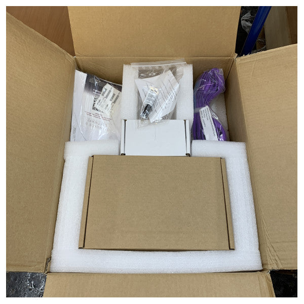 Raymarine Magnum 4kW Radar Pedestal z VCM100 - E70484