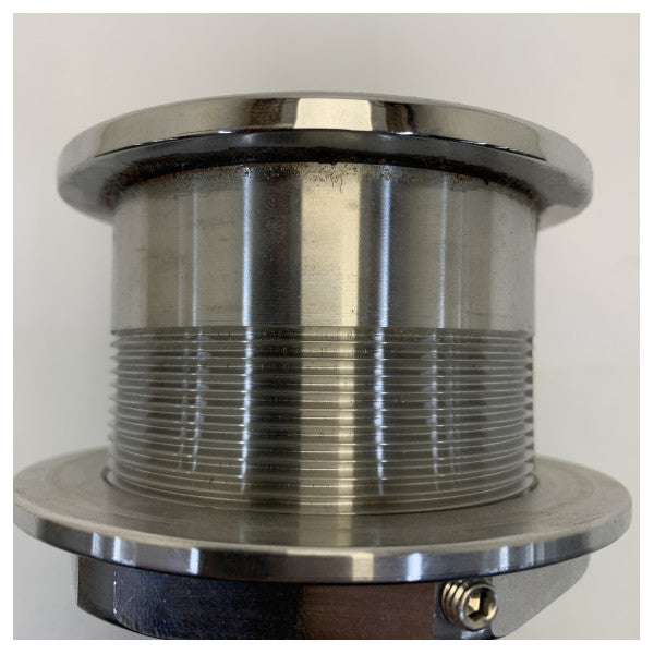 Ojo de buey fijo de acero inoxidable Harken C8997, carga 12T