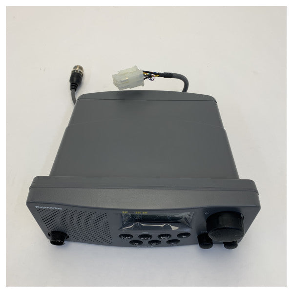 Rádio VHF Raymarine E43004 Ray215E DSC