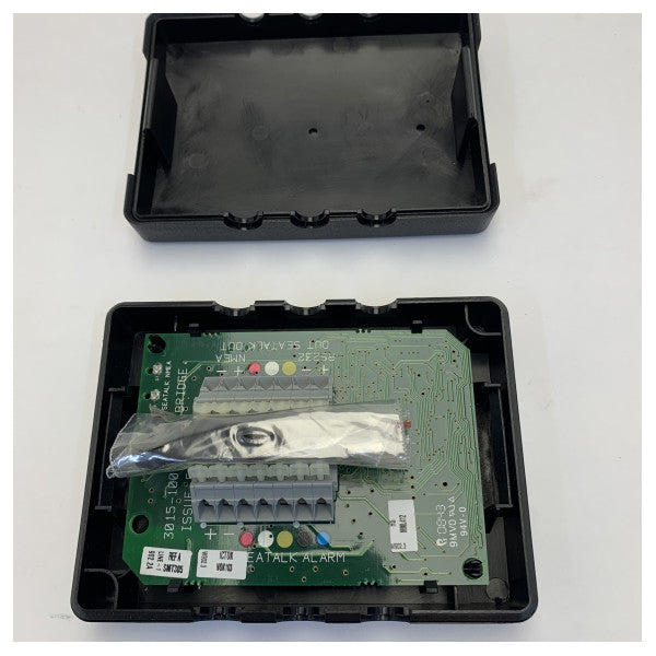 Raymarine E85001 SeaTalk NMEA Interfaccia Box Nera