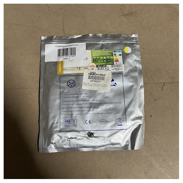 شريط LED بجهد 12V 1500lm - 18W - أبيض دافئ 5م