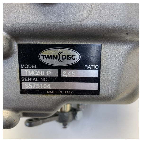 Двигун зчеплення Vetus Twin Disc STM5605 - Коробка передач TMC60-2.45R