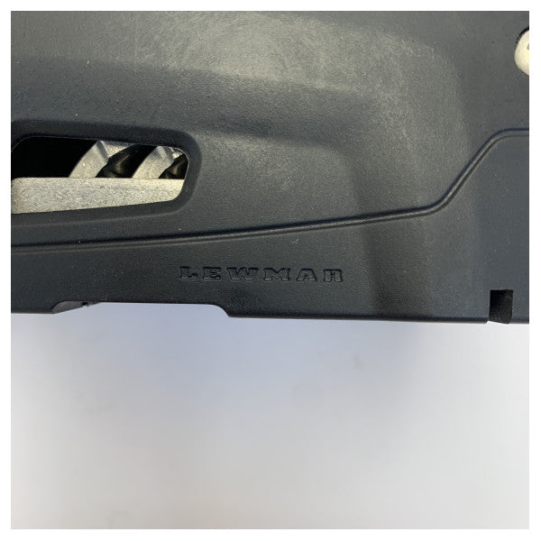 Lewmar D1 Poulie de corde triple 10 à 12 mm noire - 29101312BK