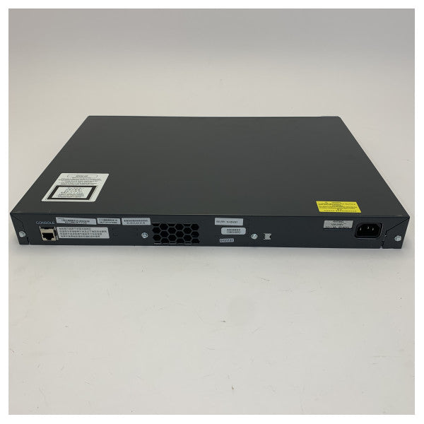 Cisco Catalyst WS-C2960-24LC-S ネットワークスイッチ - 24ポート 10/100 (8 PoE)