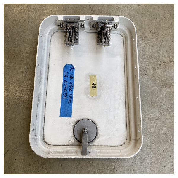 Custom Line Vertical Gunwale Flat Hatch for Marine Decks - 425454