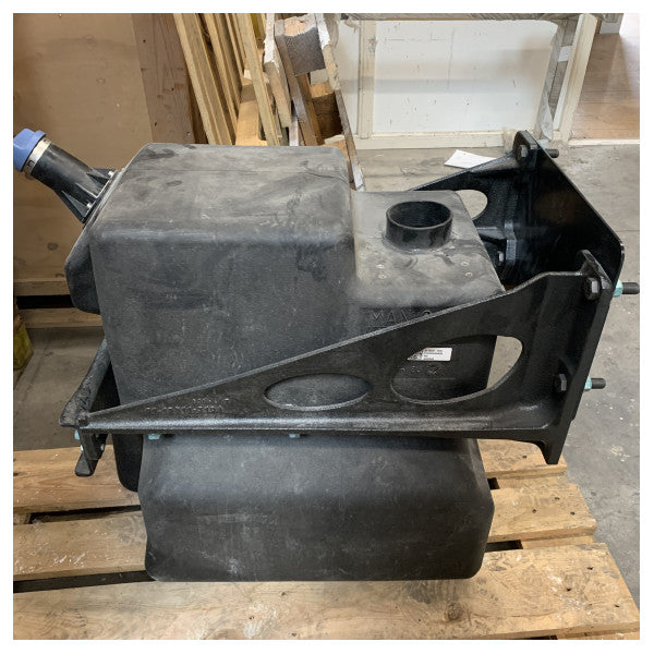 Резервоар за карбамид Adblue на MAN 80L черен с рамка - 81.15402-5050