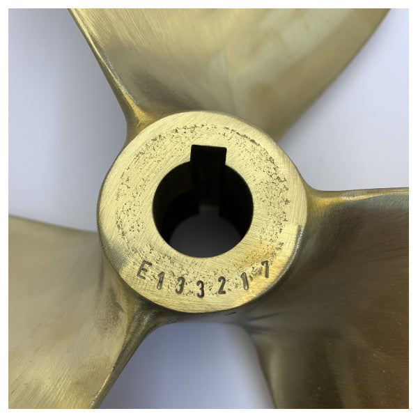 Vetus P3B-18X15R Propeller 3-Blade Brass Right Handed 30 mm