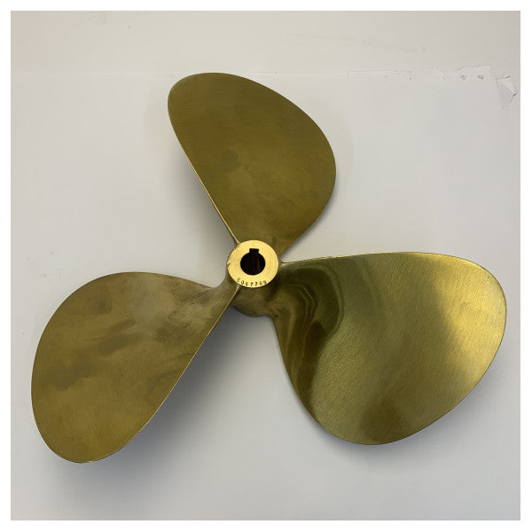 Hélice à 3 pales Vetus P3B 17 x 16 R en laiton, à main droite, 30 mm