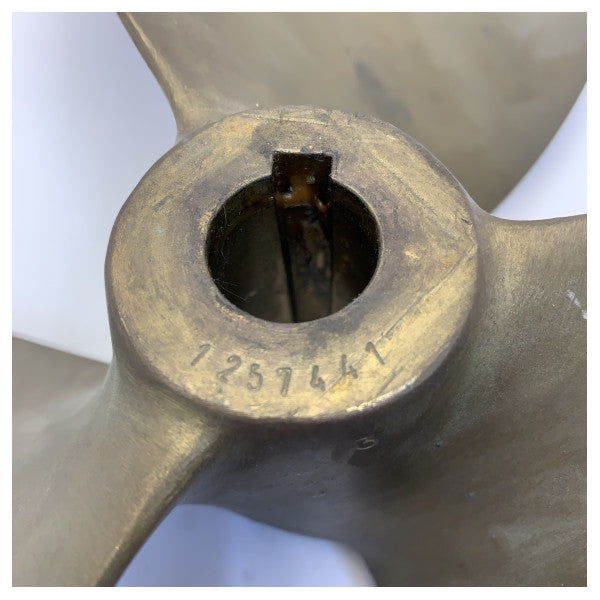 USED Vetus P3B-17X14R Propeller 3-Blade Brass Right Handed 30 mm