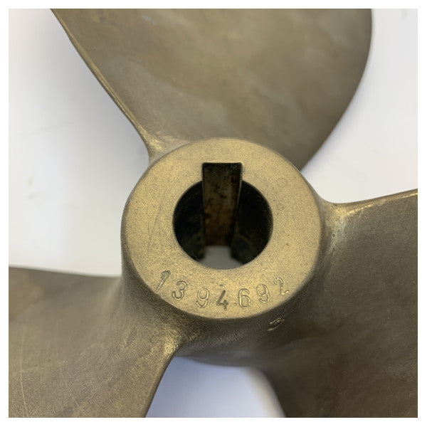 USED Vetus P3B-13X12R Propeller 3-Blade Brass Right Handed 25 mm