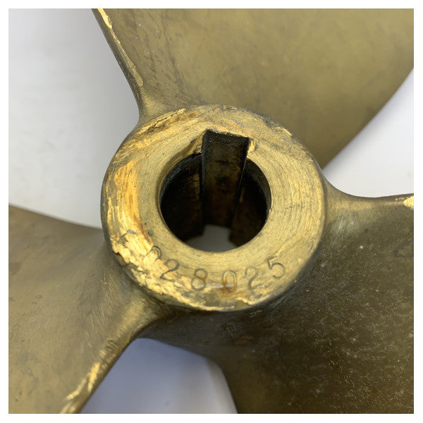USED Vetus P3B - 14X12R Propeller 3-Blade Brass Right Handed 25 mm