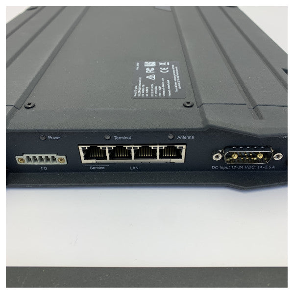 Unité VSAT double Sailor 404338A-00500 en dessous du pont - TT4338A