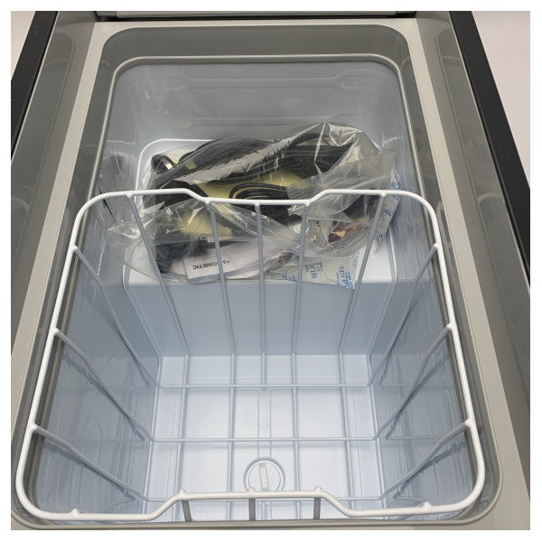 Компресорна охладителна кутия Dometic CFX3 25L 12/24/230V черна сива